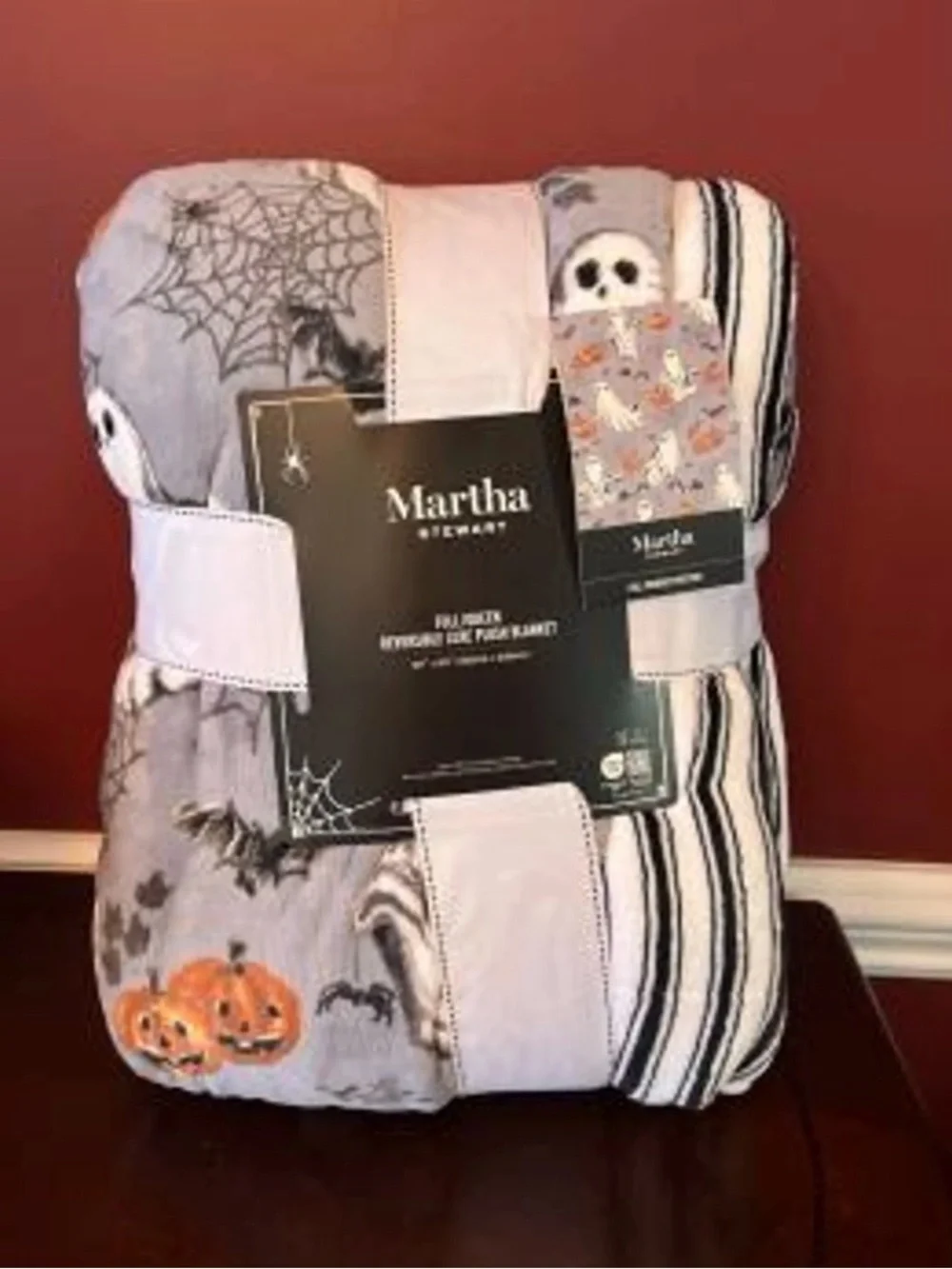New Martha Stewart Halloween blanket reversible